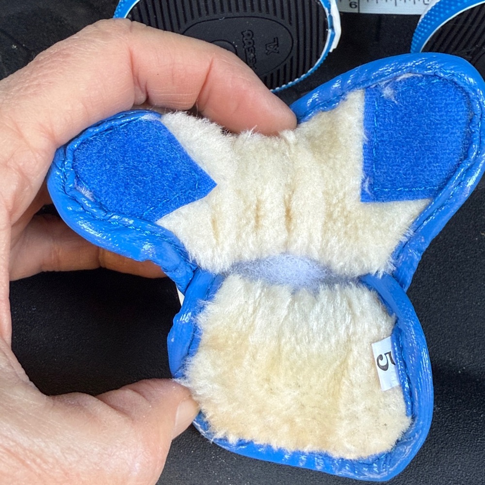 Dog Shoes, velcro closure, Leather, Puffer Blue, Never used - Picture 8 of 11